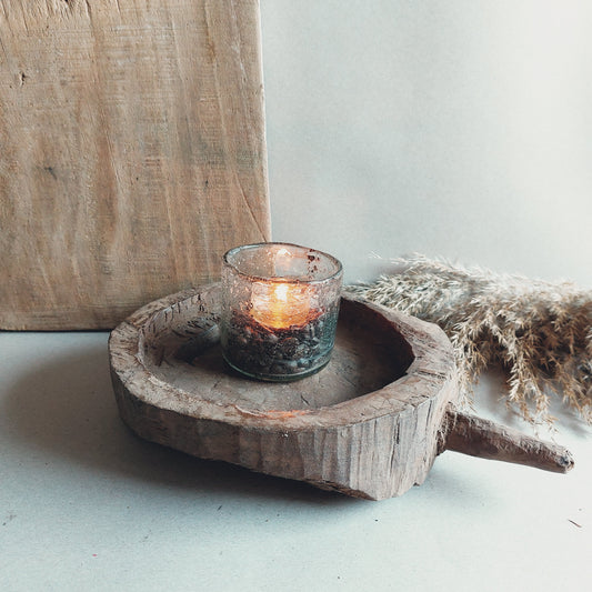 oude houten waterschaal