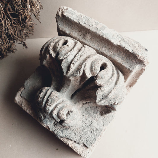 Stenen ornament beton console grijs landelijk