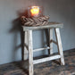 Oude houten kruk